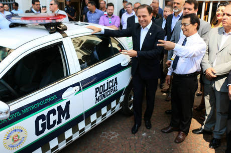 Prefeito de São Paulo inaugurou viaturas da "Polícia Municipal" nesta quarta-feira (6)