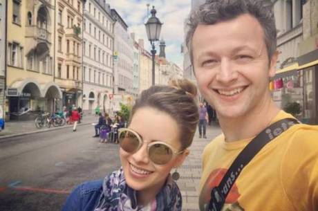 Casal foi parabenizado pelos fãs Casal foi parabenizado pelos fãs