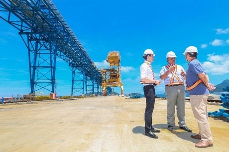 Porto Sudeste, em Itaguaí, em foto de fevereiro de 2015