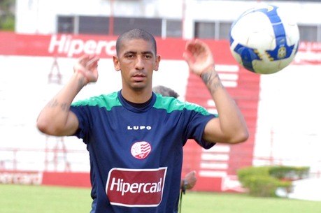 Uruguaio foi eleito para seleção do Brasileirão 2007
