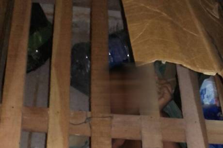 Menino é encontrado escondido embaixo de cama em cela no Piauí