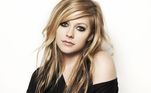Avril Lavigne começou a carreira com apenas 17 anos ao lançar Complicated, do álbum Let Go. O hit foi um sucesso em 2002 e fez com que a cantora recebesse o apelido de 'princesinha do pop' pelo novo estilo musical que trazia para a indústria na época