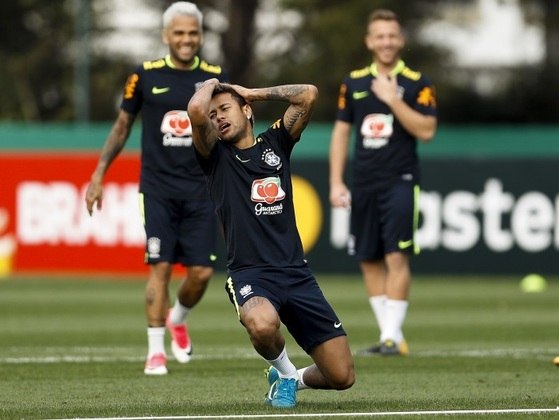 TNT Sports Brasil - Em entrevista à TV Palmeiras, o Neymar admitiu que tem  interesse de vestir a camisa de seu time de infância, o Palmeiras!