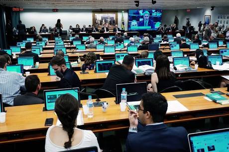 CCJ deve votar relatório ainda nesta semana CCJ deve votar relatório ainda nesta semana