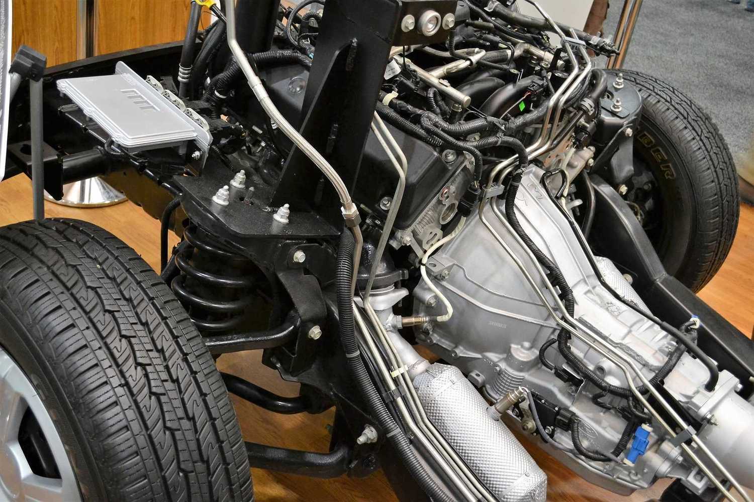 Descubra mitos e verdades sobre a suspensão do carro ... 6 lead 2 capacitor motor wiring diagram 