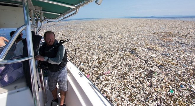 Imagens da 'ilha de lixo' no Mar do Caribe viralizaram recentemente