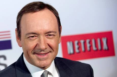 Netflix demitiu o ator e cancelou um filme estrelado por ele Netflix demitiu o ator e cancelou um filme estrelado por ele