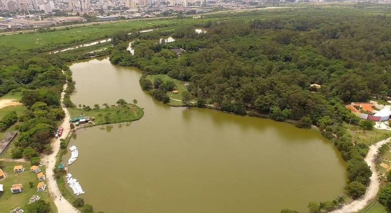 Funcionário morre afogado em rio do Parque Ecológico do Tietê ao fazer manutenção Funcionário morre afogado em rio do Parque Ecológico do Tietê ao fazer manutenção