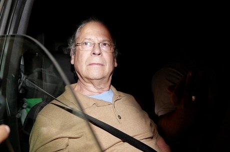 Dirceu é condenado a 8 anos de prisão na ação