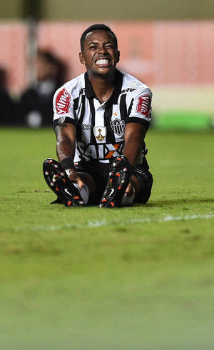 Extradição de Robinho por outro país é possível, mas improvável Extradição de Robinho por outro país é possível, mas improvável