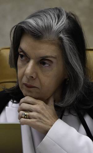 Cármen Lúcia: deputados do Rio "confundiram para confundir" Cármen Lúcia: deputados do Rio "confundiram para confundir"