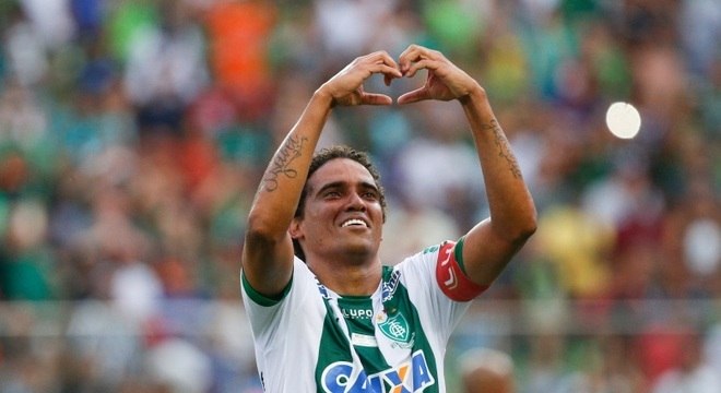 Rafael Lima fez gol do título e se emocionou ao lembrar da Chape