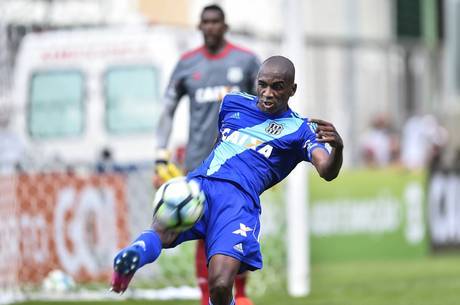 Marllon se destacou pela Ponte no Brasileirão 2017