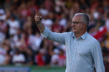 Dorival é um dos responsáveis pela recuperação do time