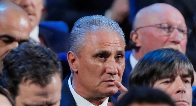 Tite, técnico da seleção brasileira, durante o sorteio de grupos da Copa 2018