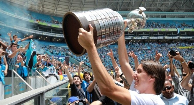 DEIXE SUA MENSAGEM: Hoje é aniversário do Geromel