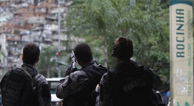 Tiros foram ouvidos no início da manhã, após prisão de Rogério 157