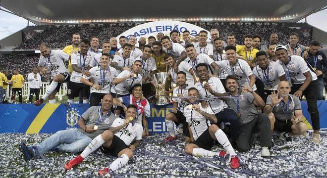 Corinthians termina 2017 com títulos dos campeonatos Paulista e Brasileiro Corinthians termina 2017 com títulos dos campeonatos Paulista e Brasileiro