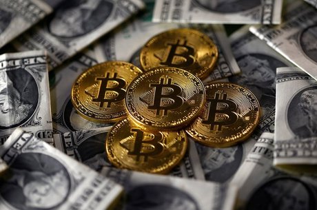 Bitcoins: valor da moeda virtual disparou no semestre