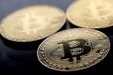 O bitcoin não é impresso por governos