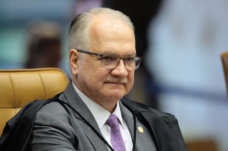 Fachin tomou a decisão no domingo