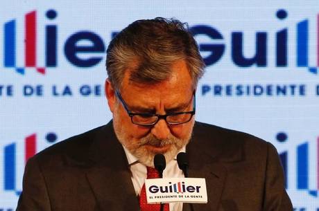 Alejandro Guillier falou em 'derrota dura' nas urnas