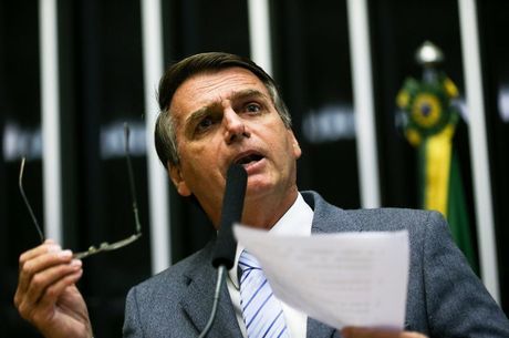 Bolsonaro tem apoio de 60 a 70 deputados, diz aliado