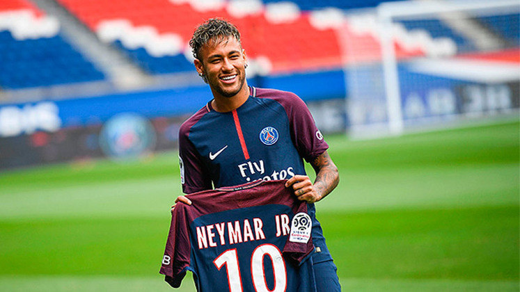 Gregory van der Wiel (PSG) vs Neymar da Silva Santos Junior (Barca)  FOOTBALL : PSG vs Barcelone