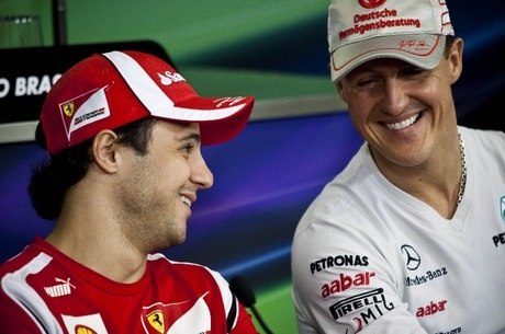 Familia De Schumacher Gasta R 110 Milhoes Para Manter Piloto Vivo Esportes R7 Automobilismo