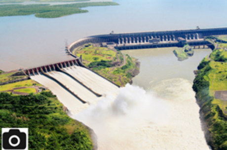 Vertedouro da Usina de Itaipu