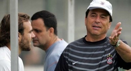 Daniel Passarela foi técnico do Corinthians em 2005