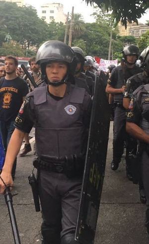 PM trabalha sem identificação em ato contra o aumento da tarifa em SP