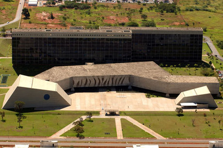 Habeas corpus no STJ poderá adiar possível prisão