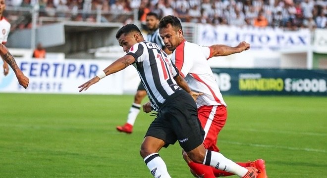 Atlético-MG e Boa Esporte empataram por 0 a 0 na estreia do Campeonato Mineiro.