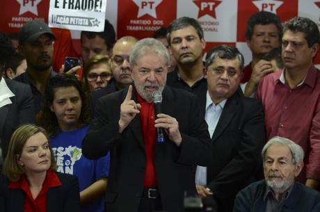 Lula foi condenado por corrupção e lavagem de dinheiro