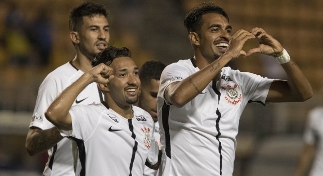 Corinthians volta a golear e marcar quatro gols depois de 40 jogos