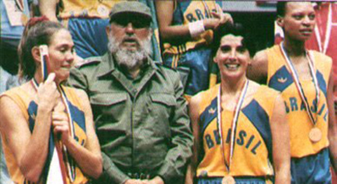 Hortência e Paula com Fidel, em Havana/71