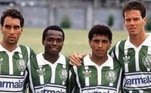 Antônio Carlos Zago posa ao lado de Edmundo, Edílson e Roberto Carlos no Palmeiras