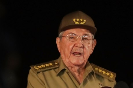 Raúl Castro deixa presidência em abril