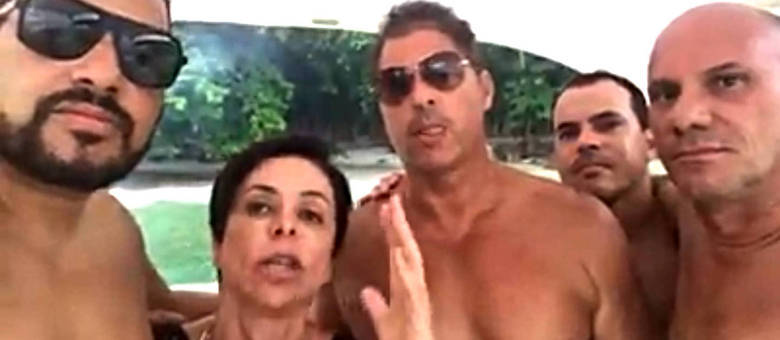 Cristiane Brasil grava vídeo na praia sobre ações trabalhistas rodeada de amigos Cristiane Brasil grava vídeo na praia sobre ações trabalhistas rodeada de amigos