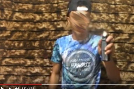 
Vídeo de desafio do desodorante - inalação do aerosol é arriscada sobretudo pelo alto teor alcoólico da substância