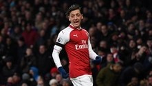 Özil revela lesão nas costas, mas diz que estará pronto para a Copa