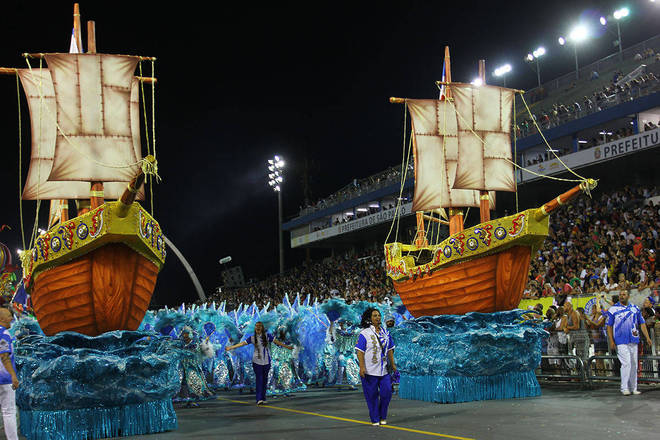 Com o enredo 'Maranhão: os tambores vão tocar na terra de encantaria', o desfile exaltou a culinária, as lendas e belezas do estado nordestino Com o enredo 'Maranhão: os tambores vão tocar na terra de encantaria', o desfile exaltou a culinária, as lendas e belezas do estado nordestino