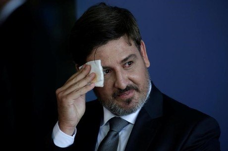 Segovia vai explicar a Barroso declarações sobre  Temer