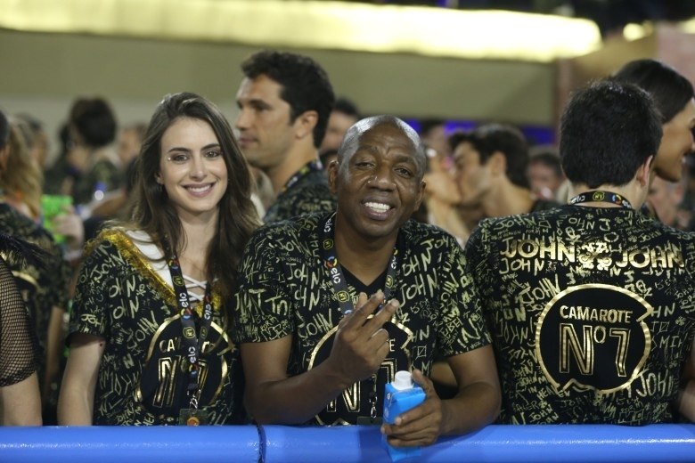 Onde está Amaral? Ex-jogador aparece em todas no Carnaval 2018 - Fotos