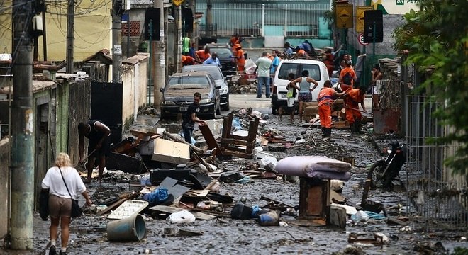 Chuva deixou rastro de destruição nos bairros da zona norte do Rio