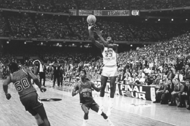 Lenda do basquete, Michael Jordan completa 50 anos neste domingo