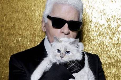 Karl Lagerfeld e a gata Choupette