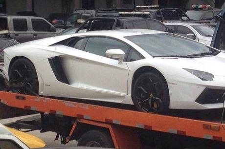 Lamborghini foi avaliada em R$ 2,2 milhões