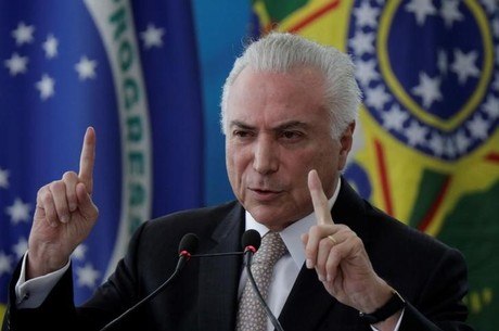 Temer diz que vai levantar seus extratos bancrios